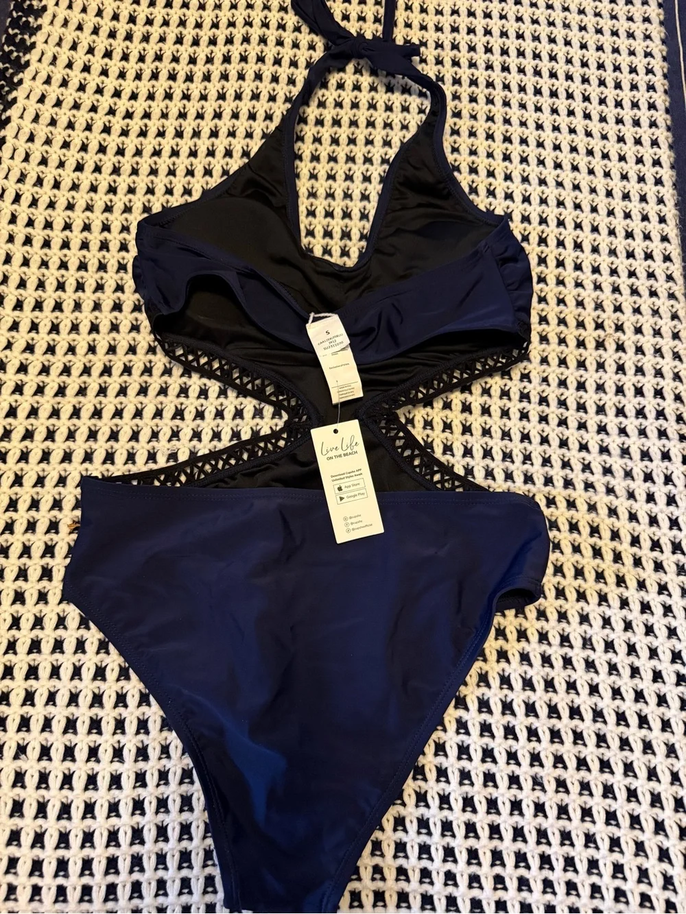 NWT - Cupshe Navy Cutout Halter One-Piece Swimsuit size Small